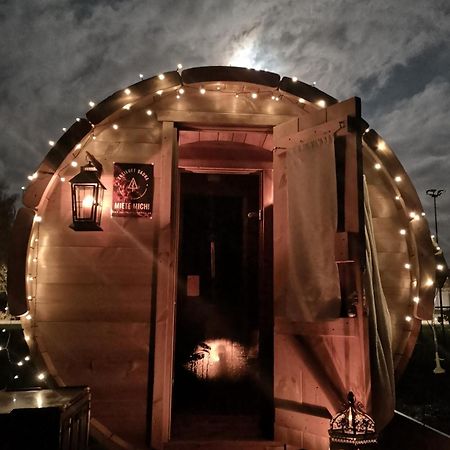 Ruhig Gelegene, Top Moderne Ferienwohnung - Hot Tub Und Sauna Gegen Aufpreis Neuhaus an Der Eger Exteriör bild