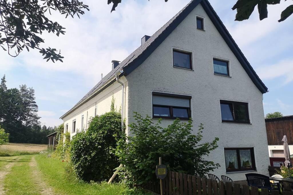 Ruhig Gelegene, Top Moderne Ferienwohnung - Hot Tub Und Sauna Gegen Aufpreis Neuhaus an Der Eger Exteriör bild