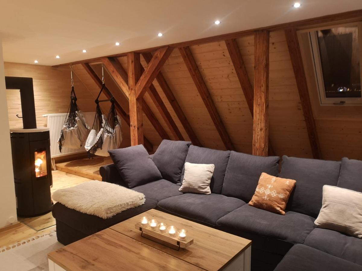 Ruhig Gelegene, Top Moderne Ferienwohnung - Hot Tub Und Sauna Gegen Aufpreis Neuhaus an Der Eger Exteriör bild