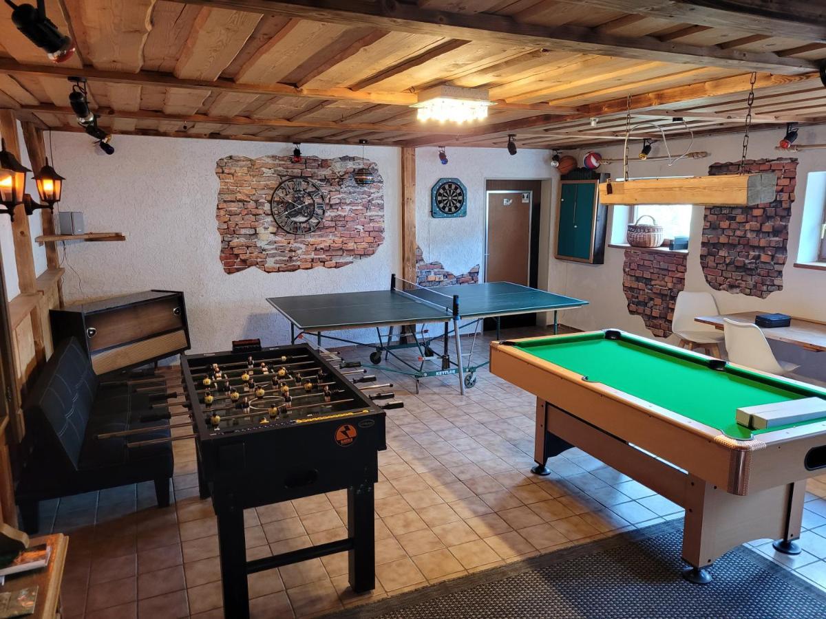 Ruhig Gelegene, Top Moderne Ferienwohnung - Hot Tub Und Sauna Gegen Aufpreis Neuhaus an Der Eger Exteriör bild