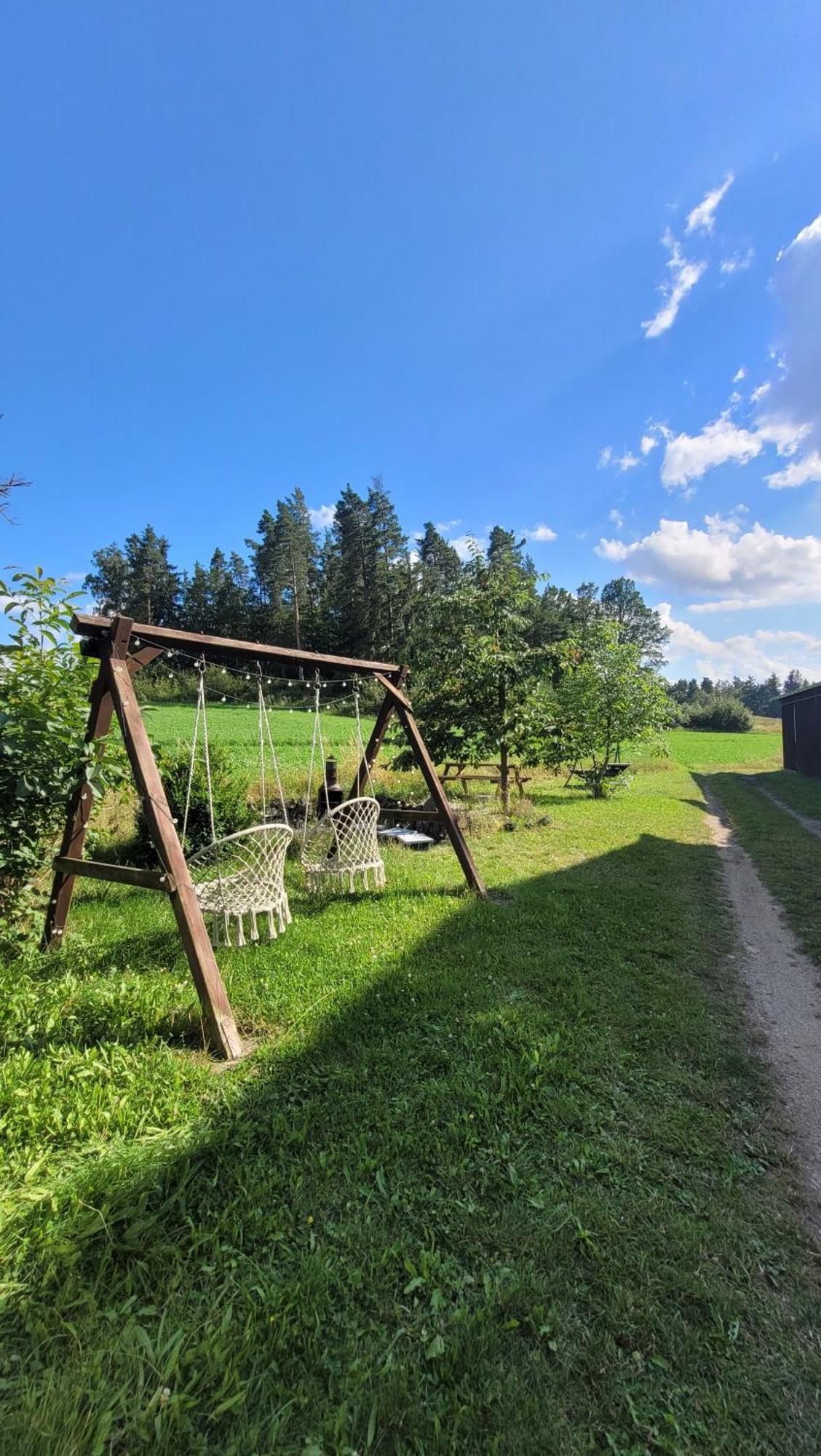 Ruhig Gelegene, Top Moderne Ferienwohnung - Hot Tub Und Sauna Gegen Aufpreis Neuhaus an Der Eger Exteriör bild